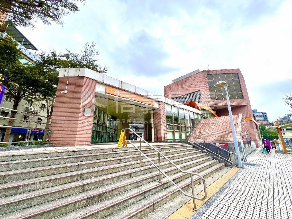 上仁一品苑兩房房屋室內格局與周邊環境