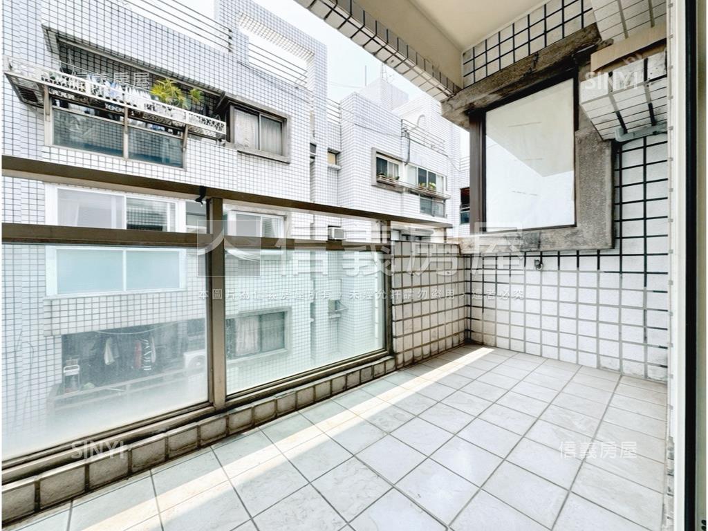 北屯捷運＋商圈三房平車房屋室內格局與周邊環境