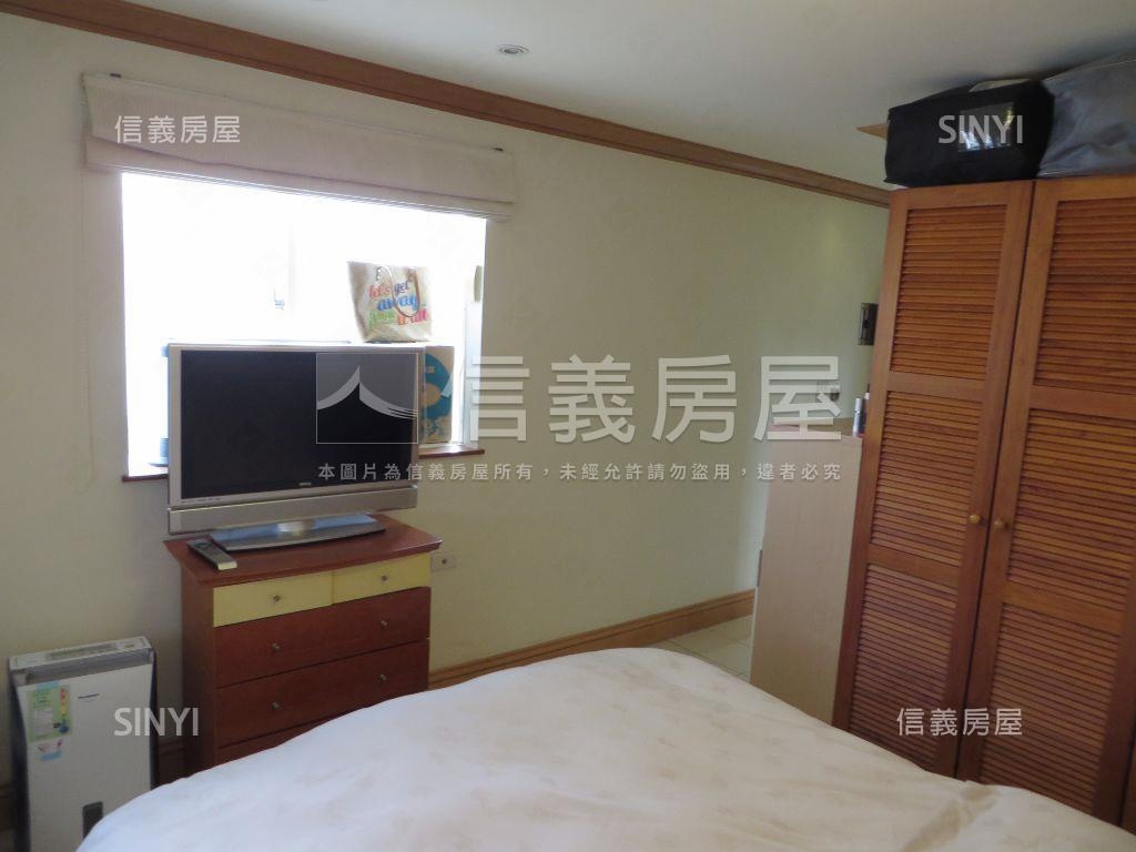 忠誠欒樹電梯頂加房屋室內格局與周邊環境