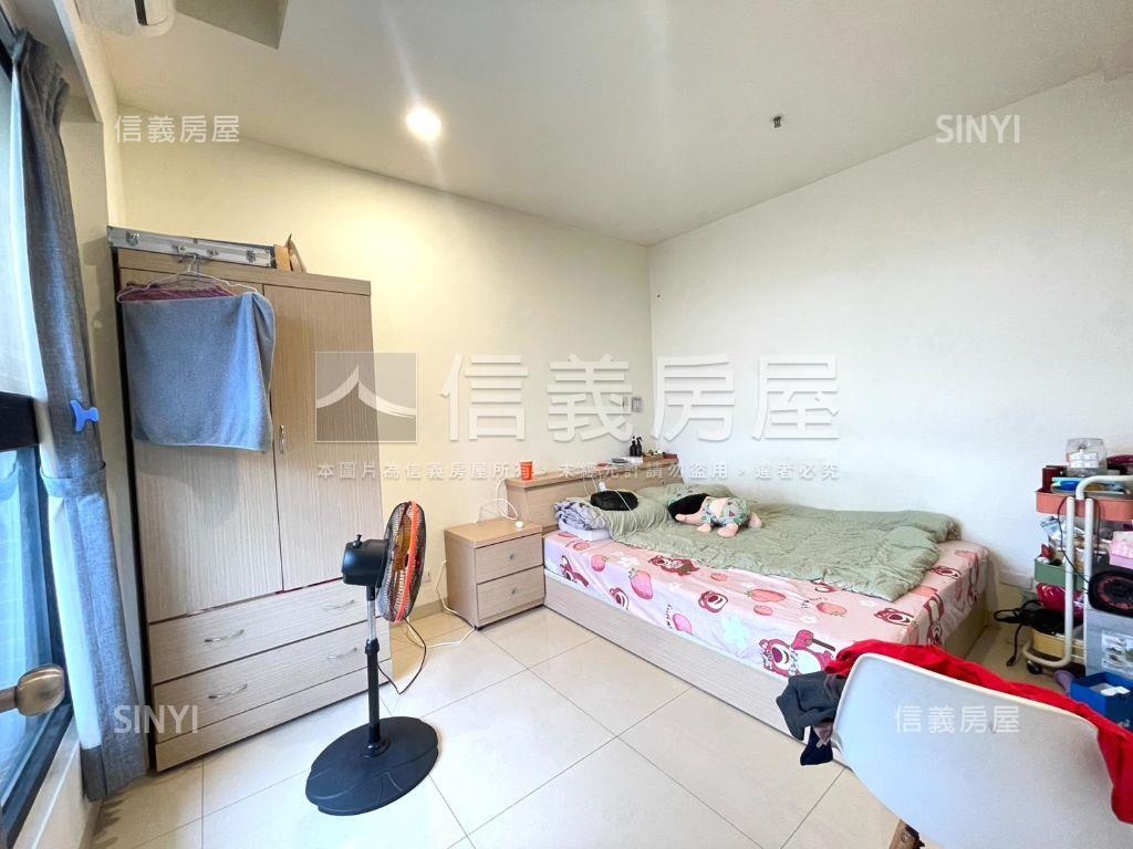 上河城兩房高樓車位房屋室內格局與周邊環境