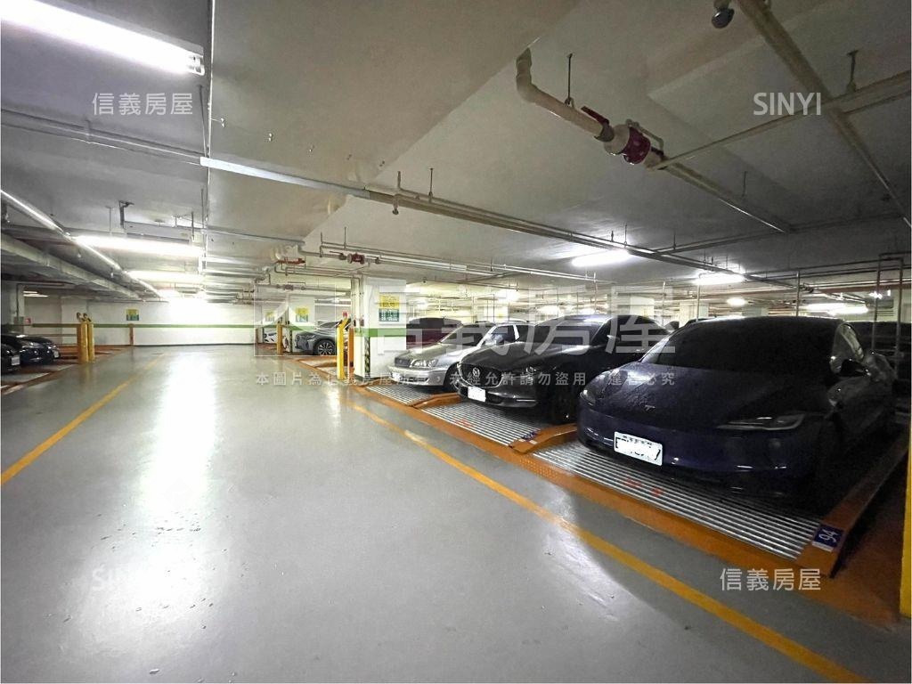 上河城兩房高樓車位房屋室內格局與周邊環境