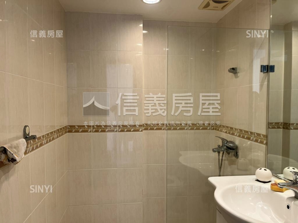 萬芳美景車庫透天房屋室內格局與周邊環境