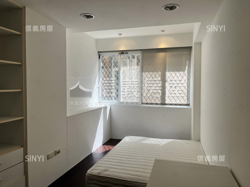 萬芳美景車庫透天房屋室內格局與周邊環境