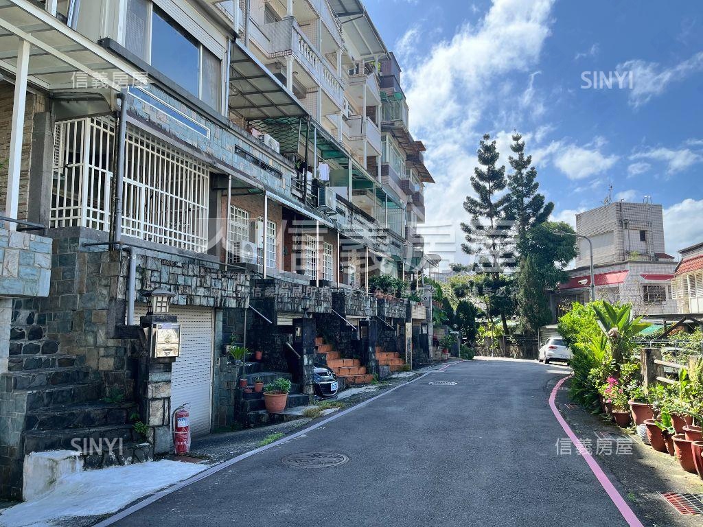 萬芳美景車庫透天房屋室內格局與周邊環境