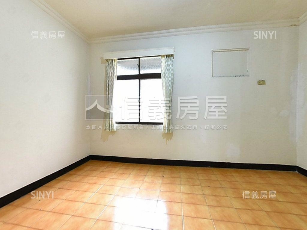 五期｜近好市多東興路透天房屋室內格局與周邊環境