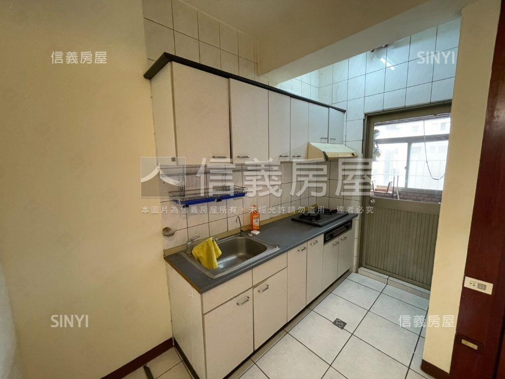 早安公園入門玄關宅房屋室內格局與周邊環境