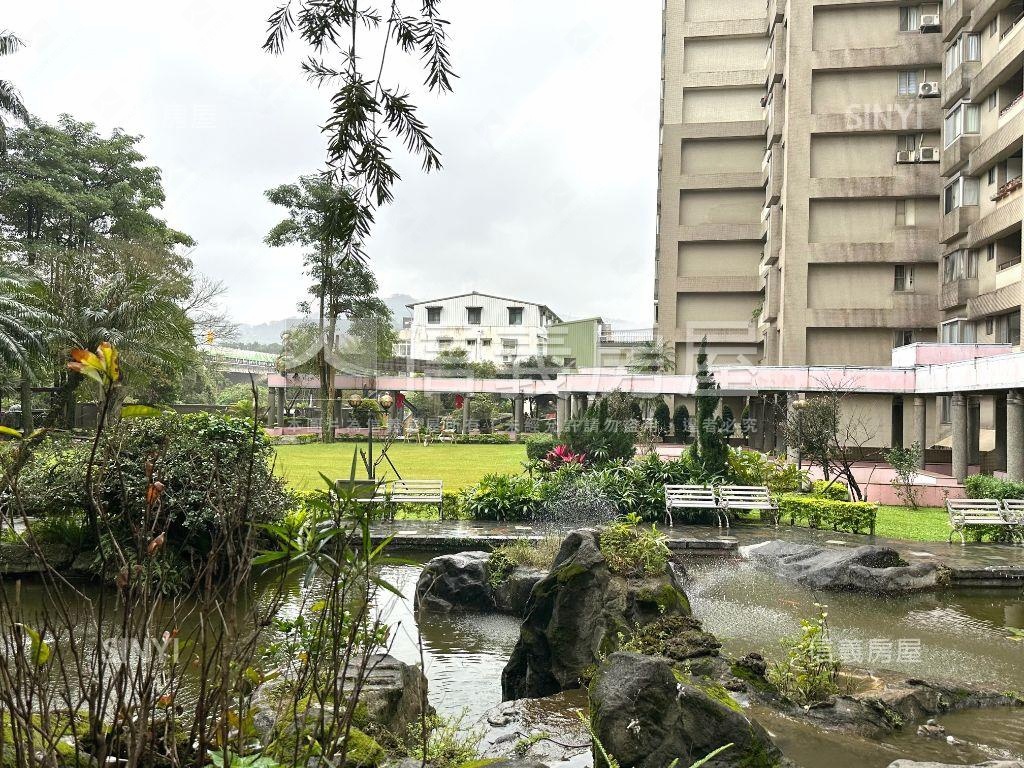 康詩丹郡高樓美景４房房屋室內格局與周邊環境