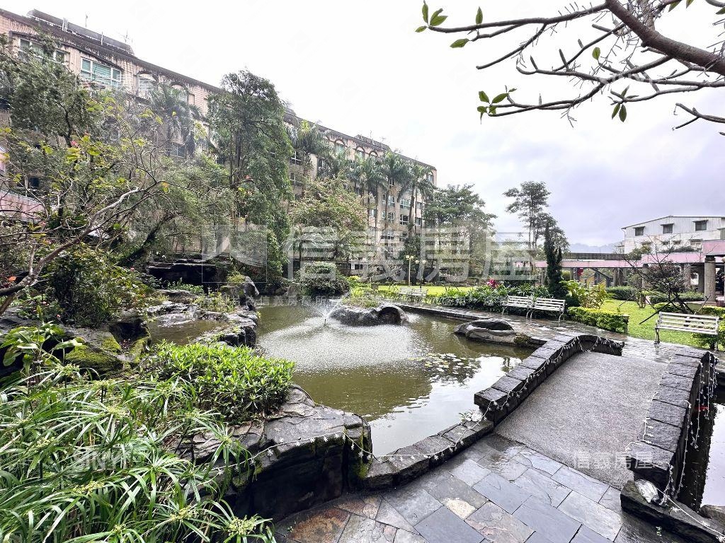 康詩丹郡高樓美景４房房屋室內格局與周邊環境