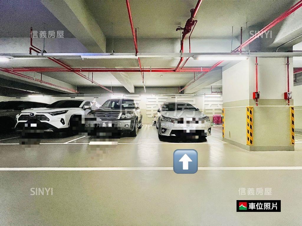 世界邊間高樓電梯三房車位房屋室內格局與周邊環境