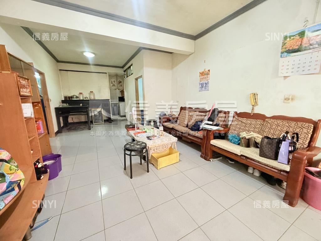 成家首選稀有三樓釋出房屋室內格局與周邊環境