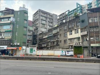 琢格７７高樓美屋