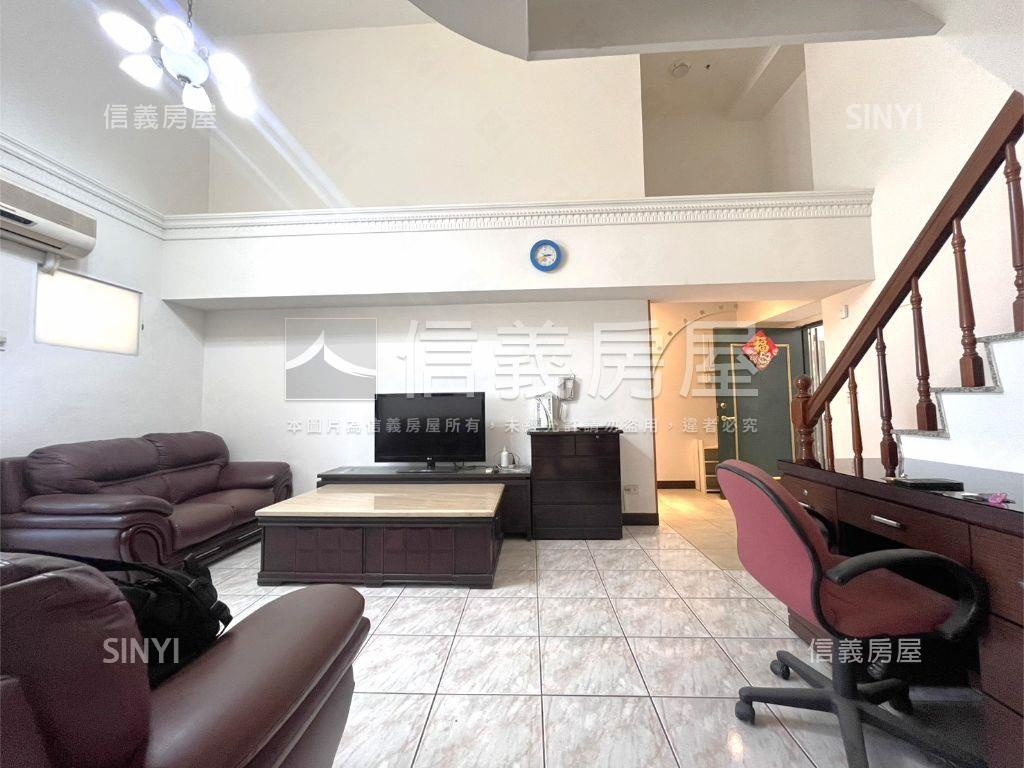 麗池樓中樓頂樓三房車位房屋室內格局與周邊環境