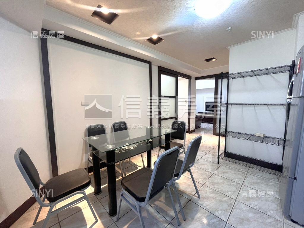 麗池樓中樓頂樓三房車位房屋室內格局與周邊環境