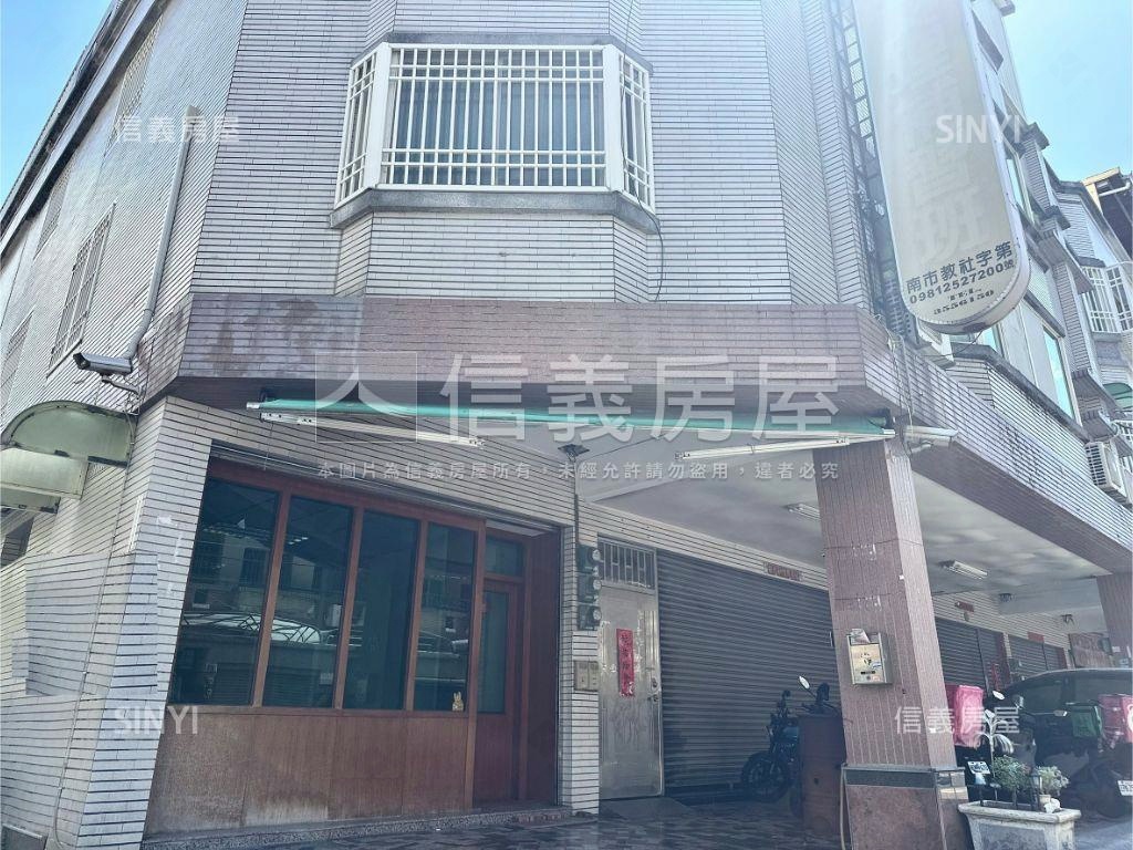 安昌街經典角窗店面住家房屋室內格局與周邊環境
