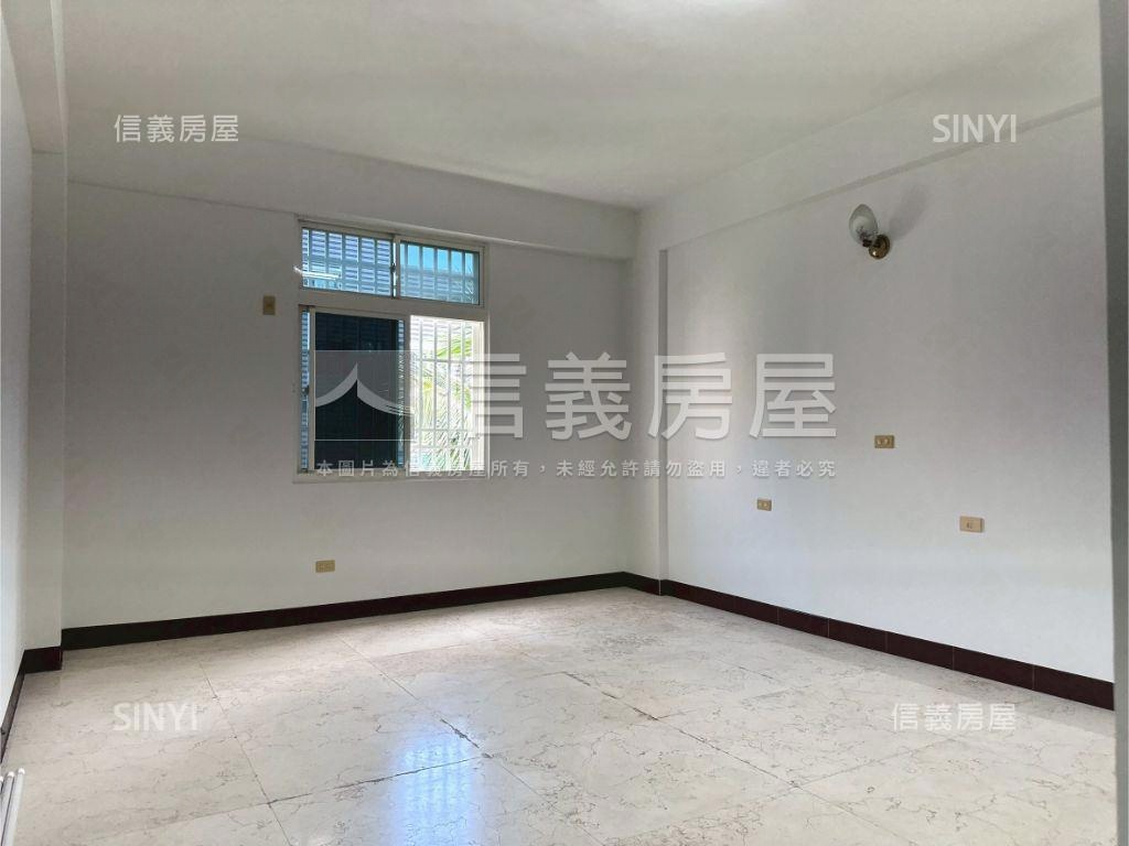 安昌街經典角窗店面住家房屋室內格局與周邊環境