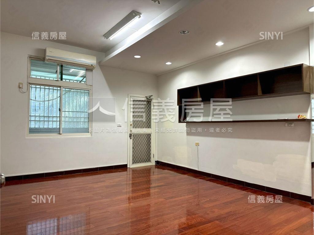 安昌街經典角窗店面住家房屋室內格局與周邊環境