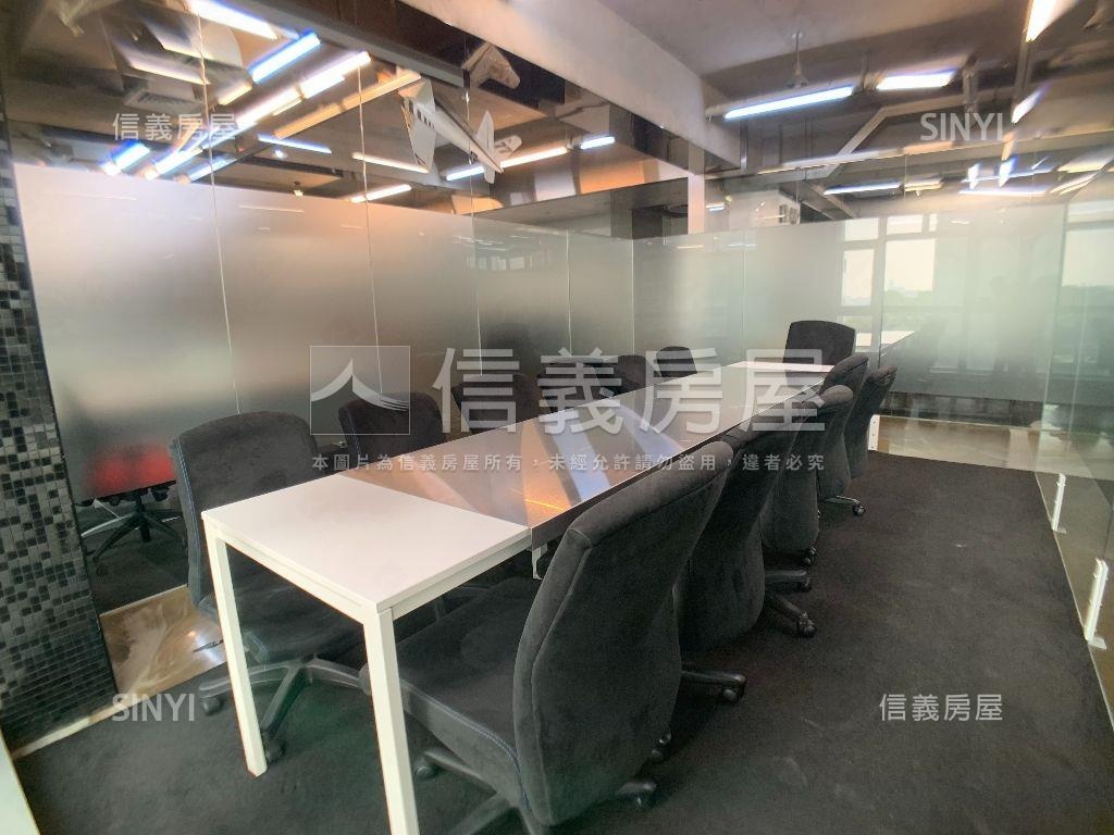 內科整棟企業總部房屋室內格局與周邊環境