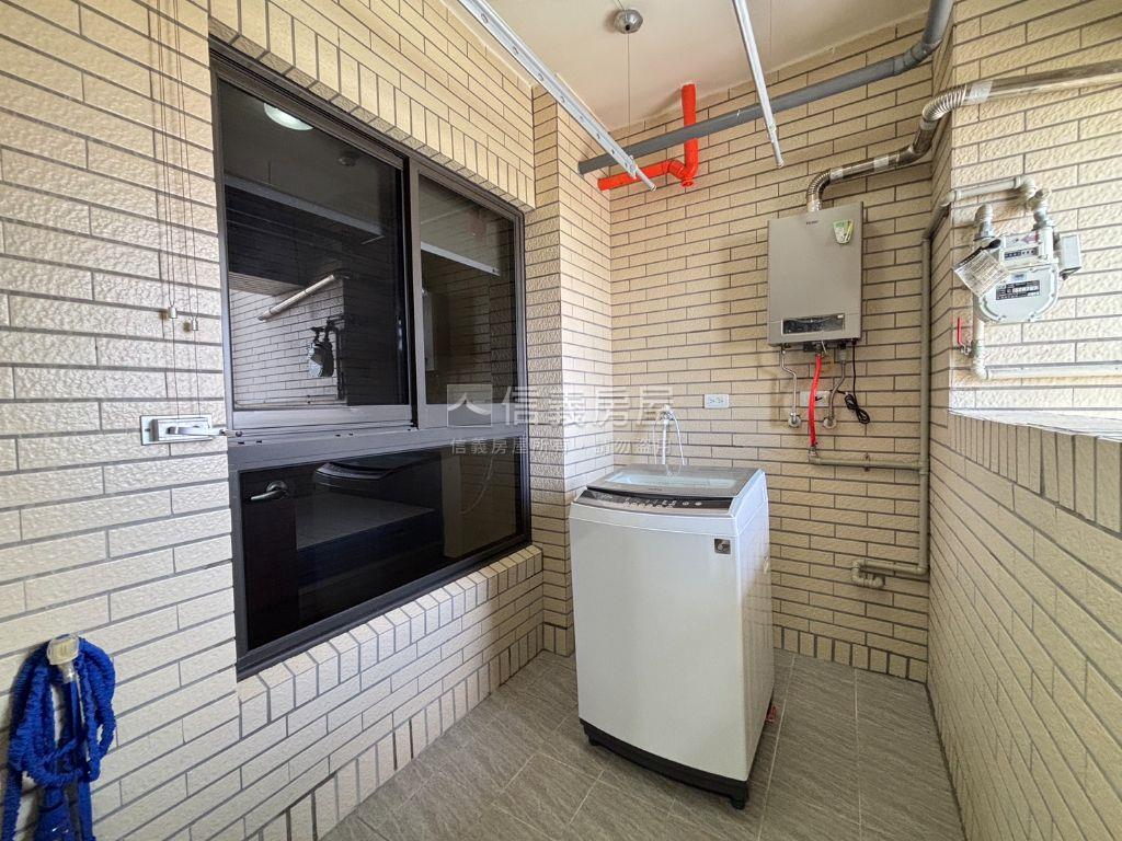 近北安公園５樓正２房平車房屋室內格局與周邊環境