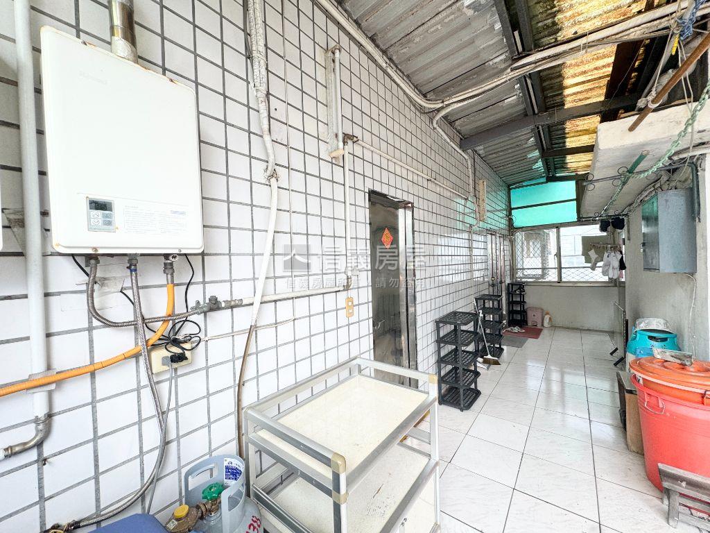 頂溪捷運收租聖品房屋室內格局與周邊環境