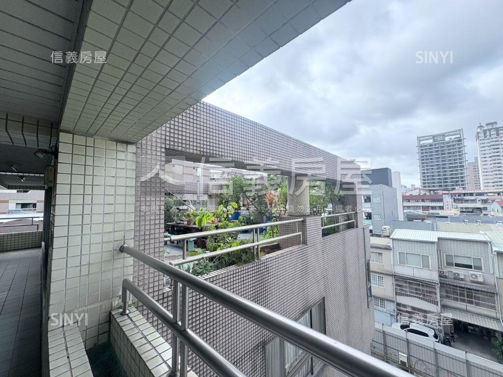 文心森林公園旁低總價套房房屋室內格局與周邊環境
