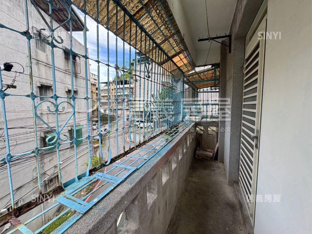 專任！市區黃金三樓房屋室內格局與周邊環境