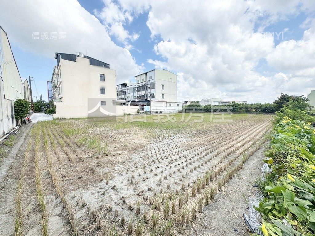 林園方正３４０坪土地房屋室內格局與周邊環境