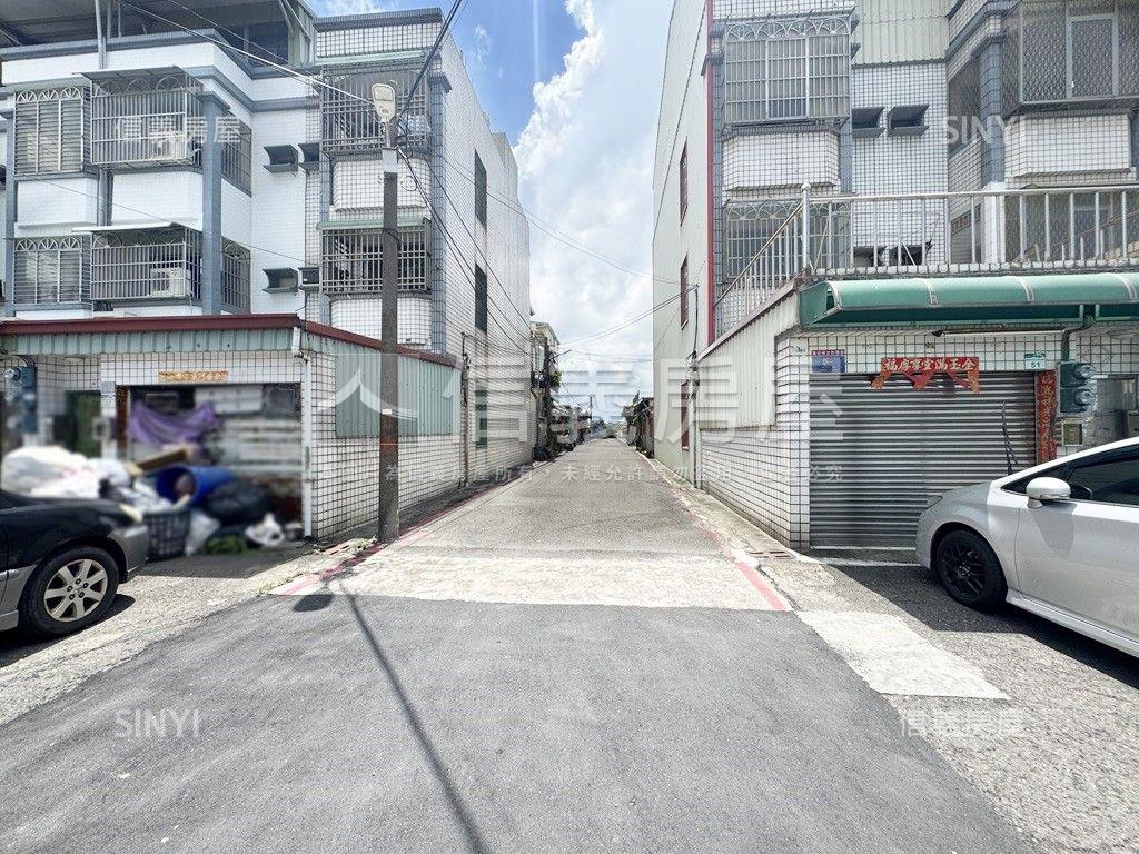 林園方正３４０坪土地房屋室內格局與周邊環境