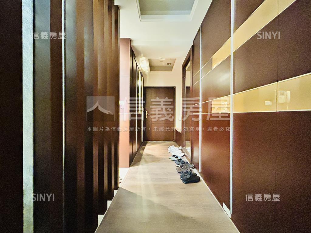 ｛新案｝臻愛長榮４房房屋室內格局與周邊環境