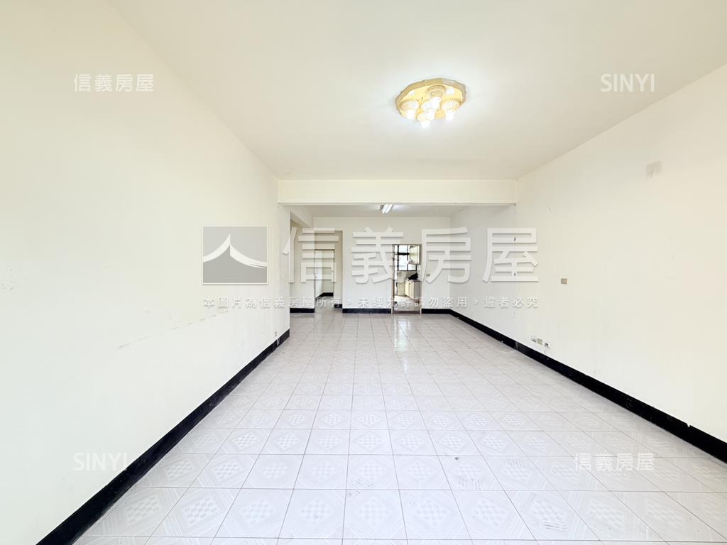新樹路近秀泰稀有舒適公寓房屋室內格局與周邊環境