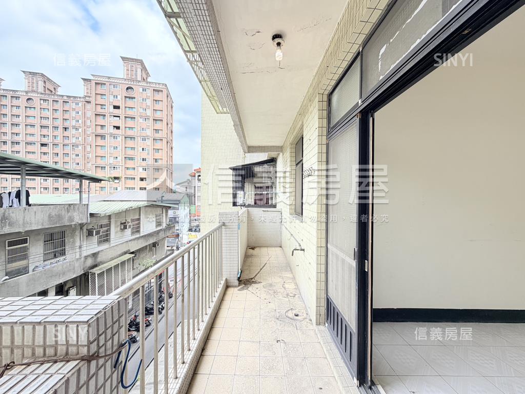 新樹路近秀泰稀有舒適公寓房屋室內格局與周邊環境