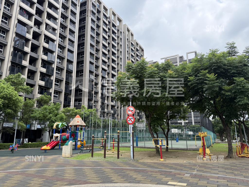 新樹路近秀泰稀有舒適公寓房屋室內格局與周邊環境