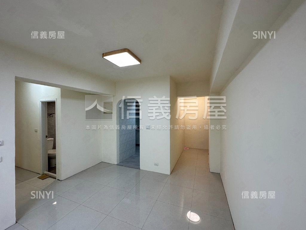 東區秀泰電梯三房重新裝潢房屋室內格局與周邊環境