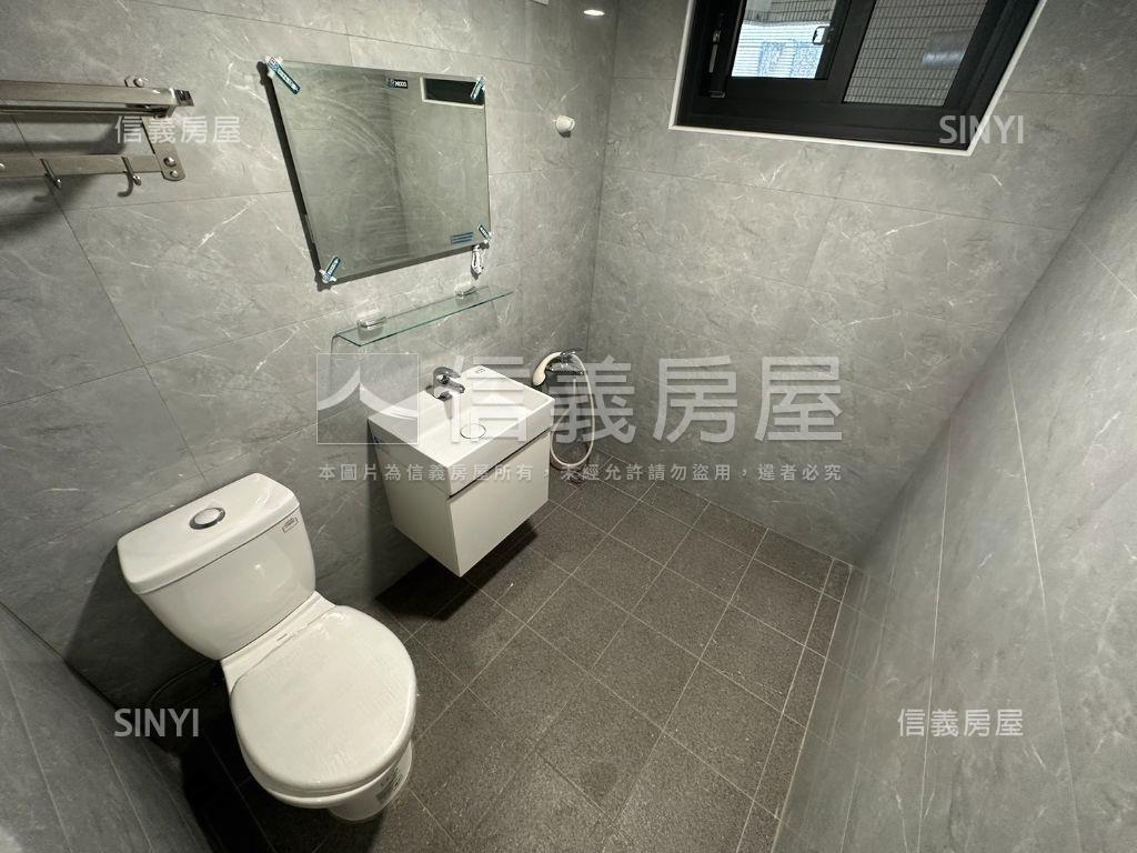 東區秀泰電梯三房重新裝潢房屋室內格局與周邊環境