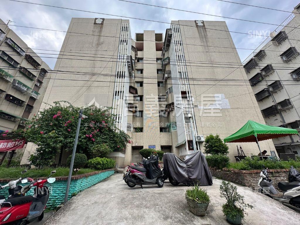 東區秀泰電梯三房重新裝潢房屋室內格局與周邊環境
