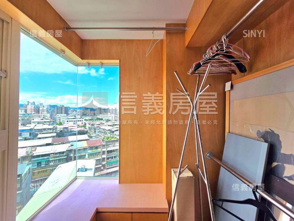 台北愛河｜電梯三房附車位房屋室內格局與周邊環境
