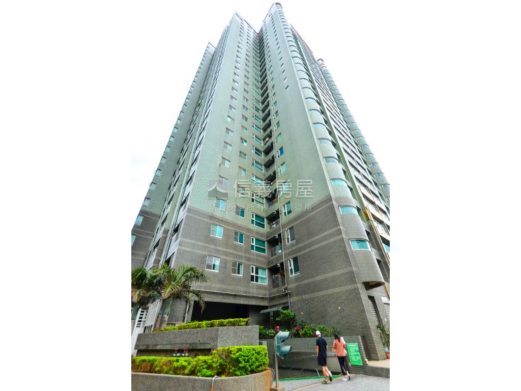 台北愛河｜市景靜謐大三房房屋室內格局與周邊環境