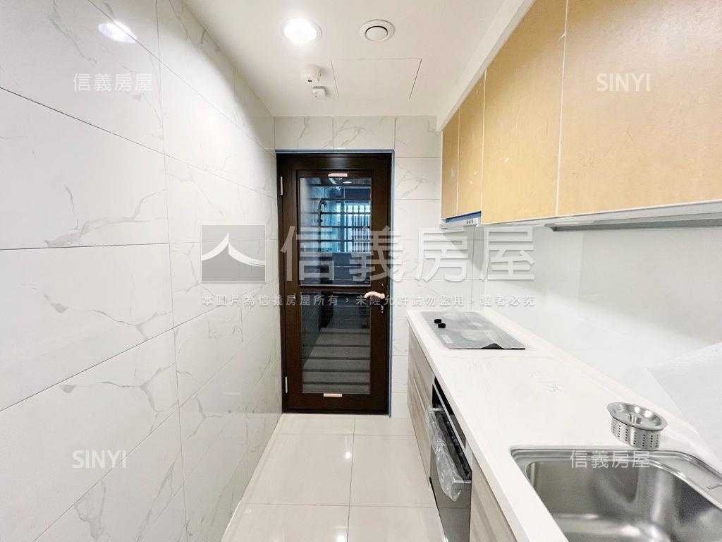 皇普莊園大三房邊間好採光房屋室內格局與周邊環境