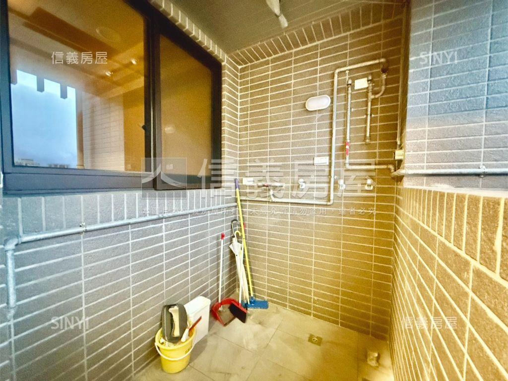 鄉林恆美高樓層兩房雙衛浴房屋室內格局與周邊環境
