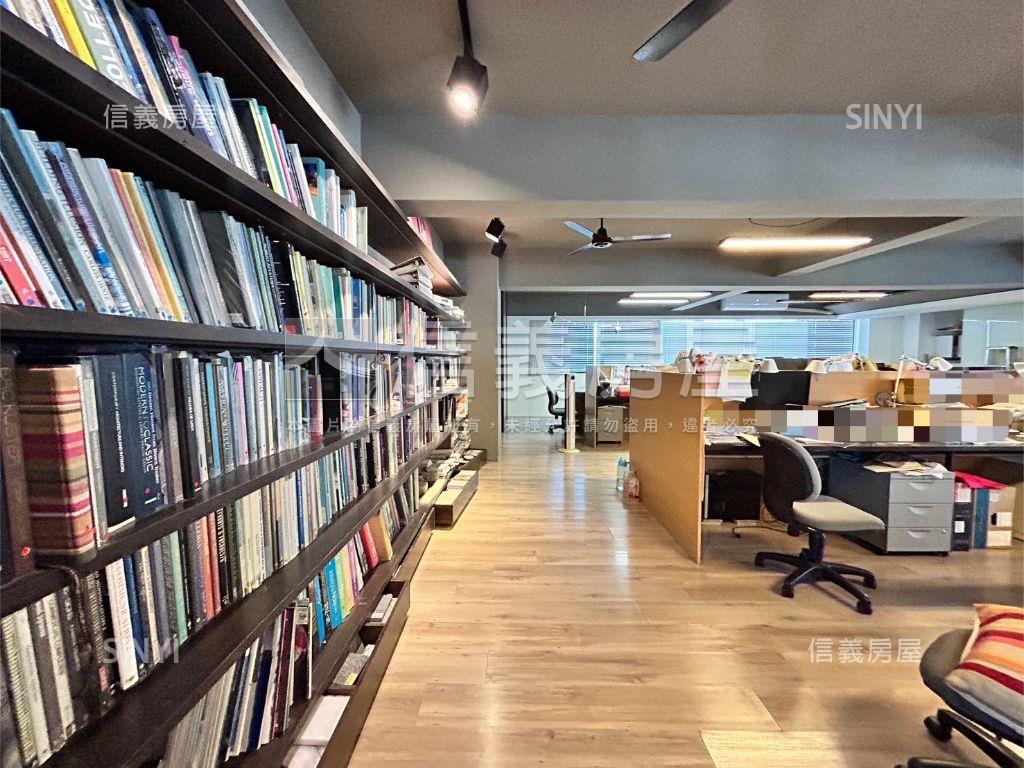 西區霸氣精裝電梯企業總部房屋室內格局與周邊環境