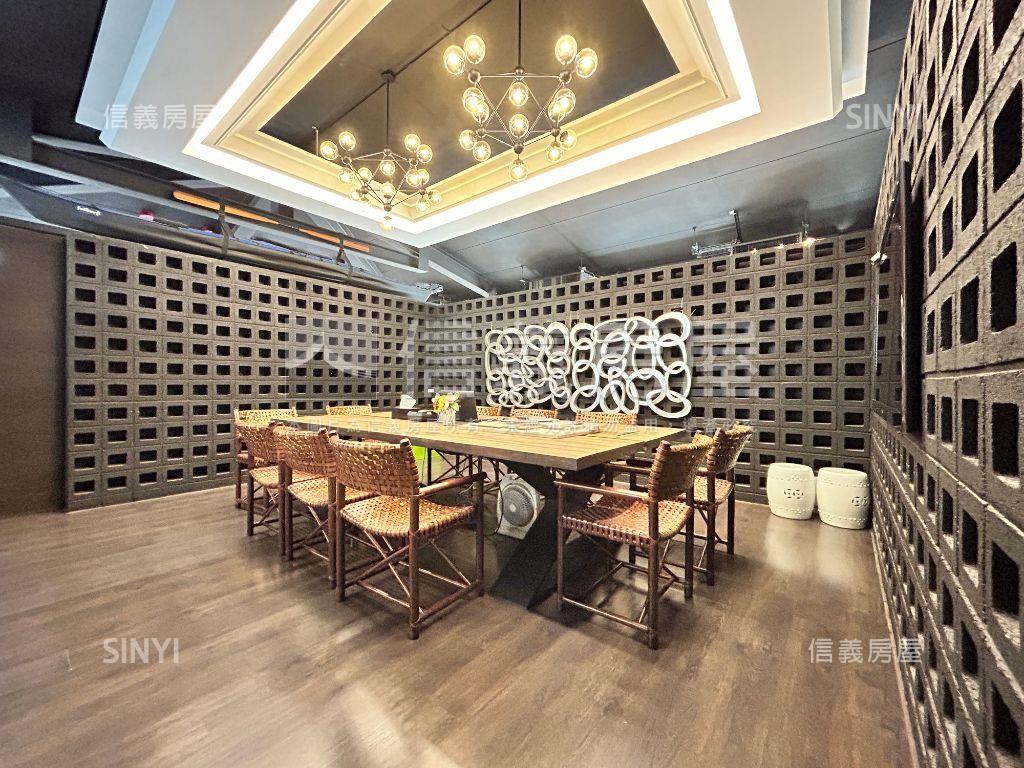 西區霸氣精裝電梯企業總部房屋室內格局與周邊環境