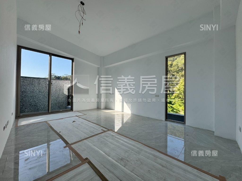 愛迪生採光別墅房屋室內格局與周邊環境