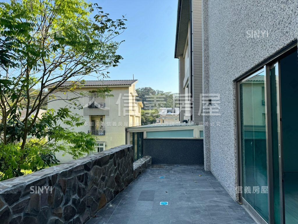 愛迪生採光別墅房屋室內格局與周邊環境