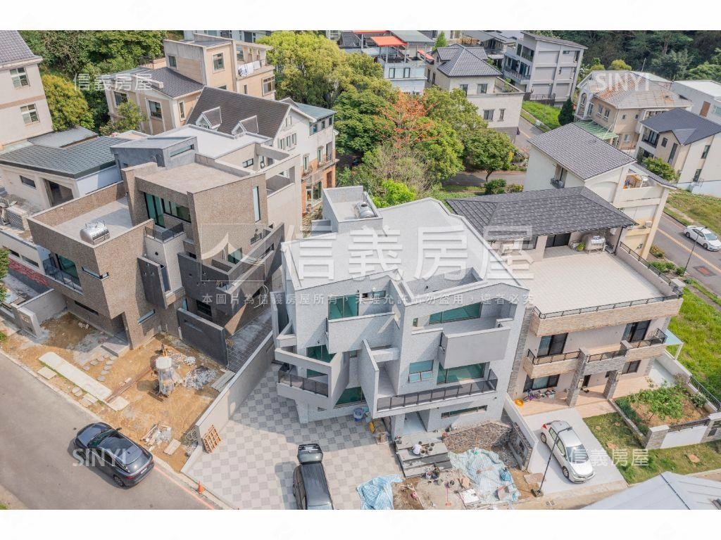愛迪生採光別墅房屋室內格局與周邊環境