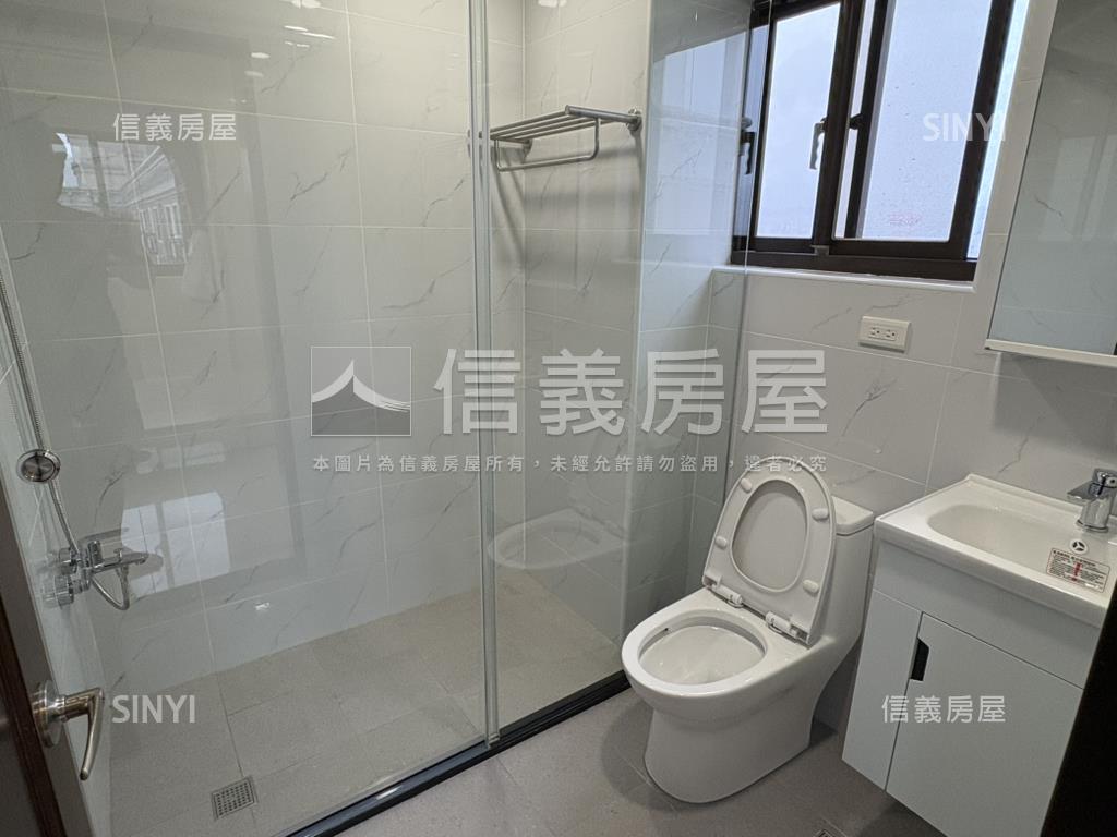 頂樓－經國之星三房車位房屋室內格局與周邊環境