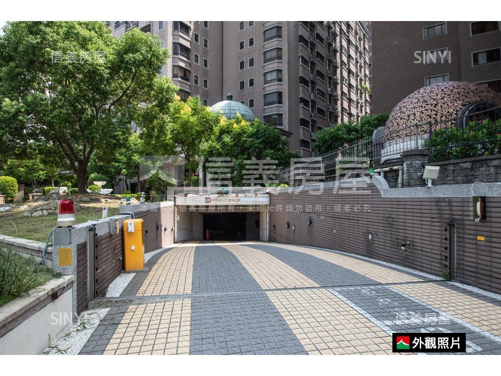 頂樓－經國之星三房車位房屋室內格局與周邊環境