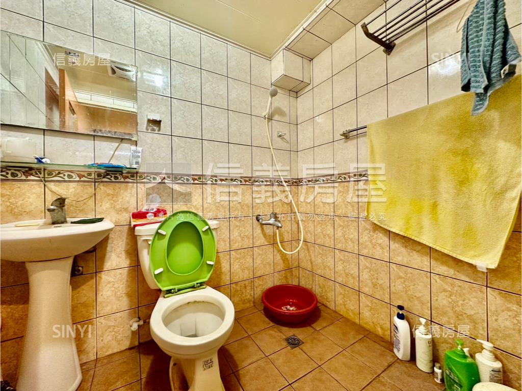 太平新高學區美三房房屋室內格局與周邊環境