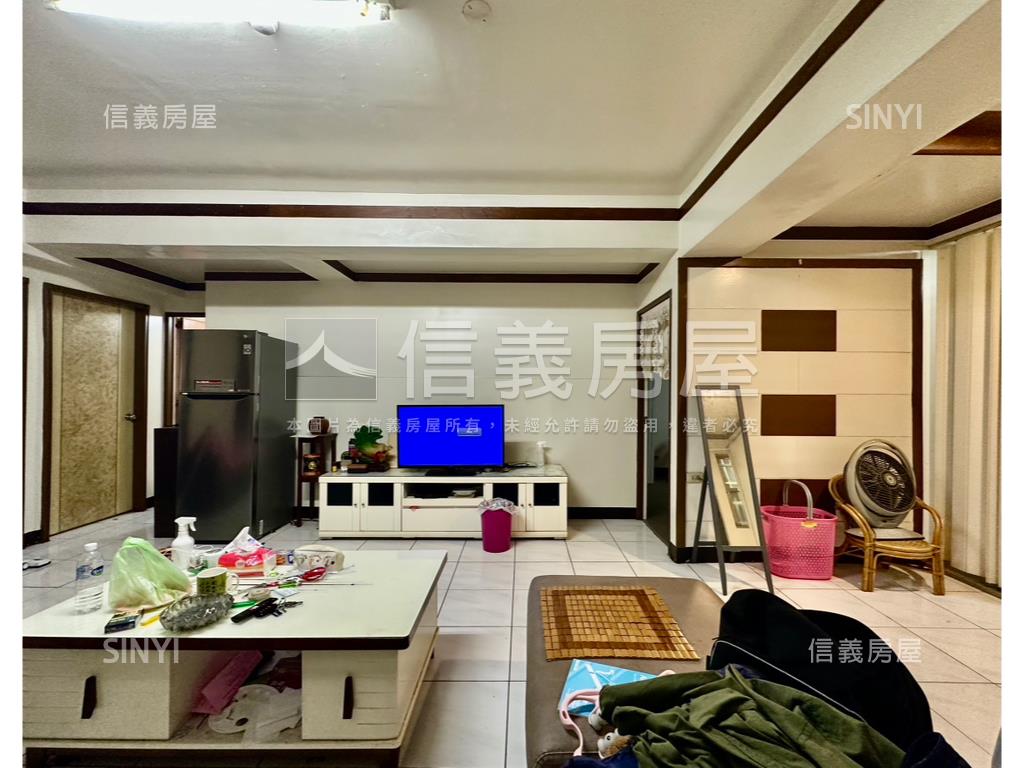 太平新高學區美三房房屋室內格局與周邊環境