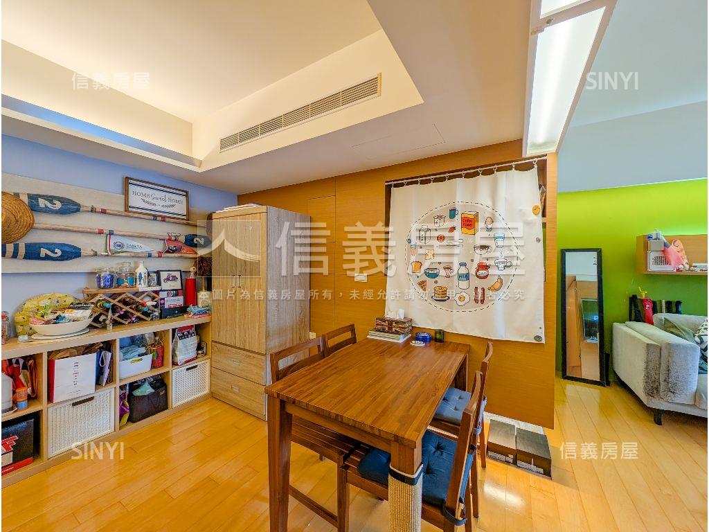 美麗華電梯三房附平面車位房屋室內格局與周邊環境