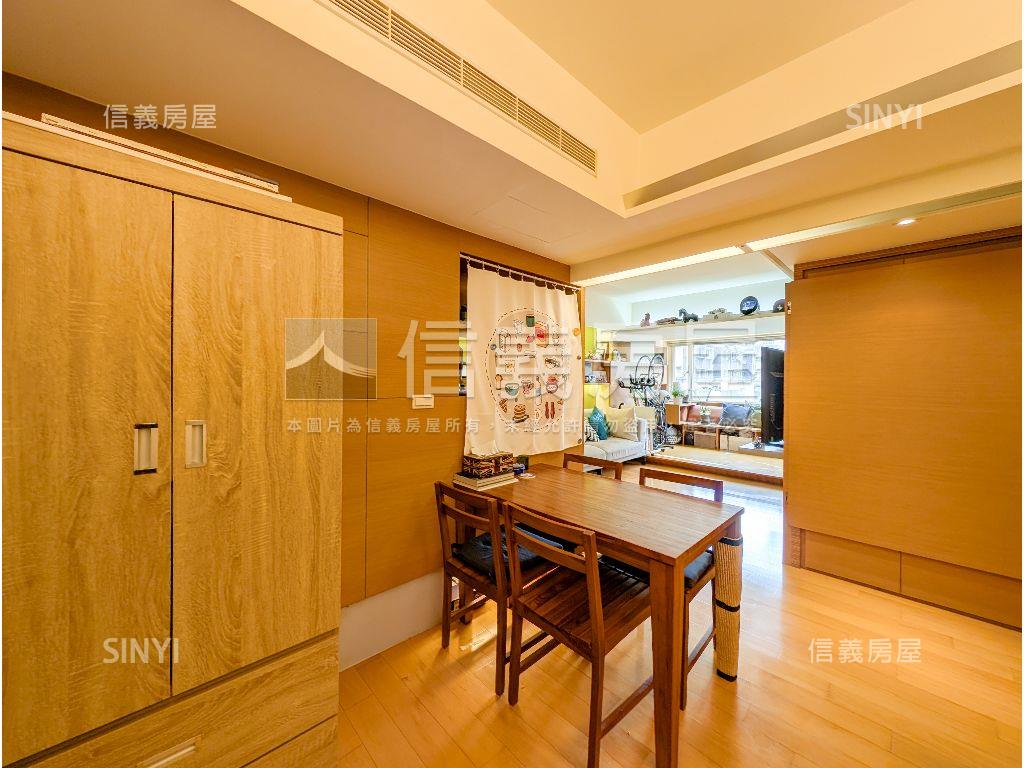 美麗華電梯三房附平面車位房屋室內格局與周邊環境