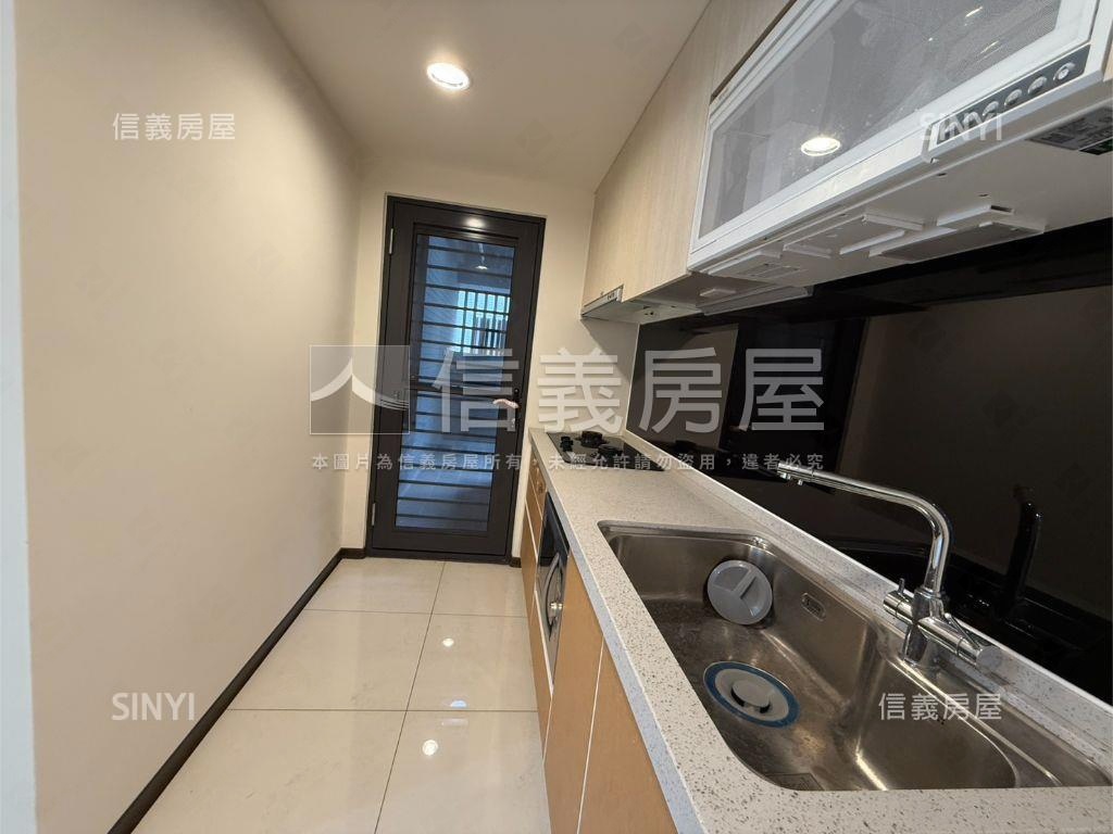 協和丰景高樓三房平車房屋室內格局與周邊環境